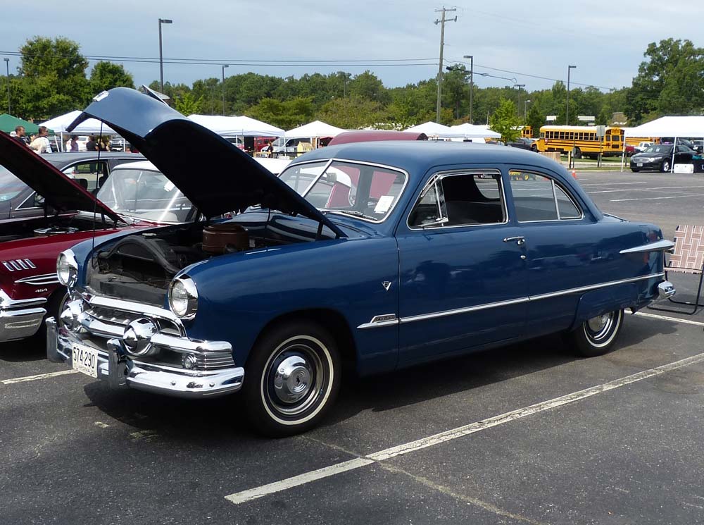 Chesterfield Technical and Career Center Car and Truck Show 2023/P2190046