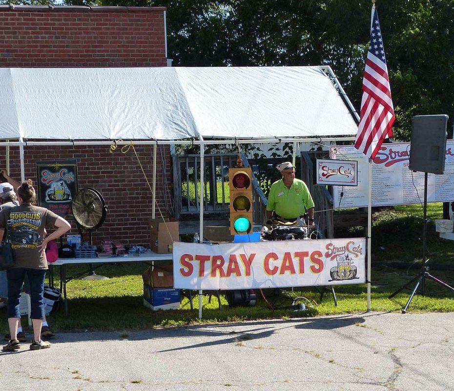 Stray Cats Show/P1940430