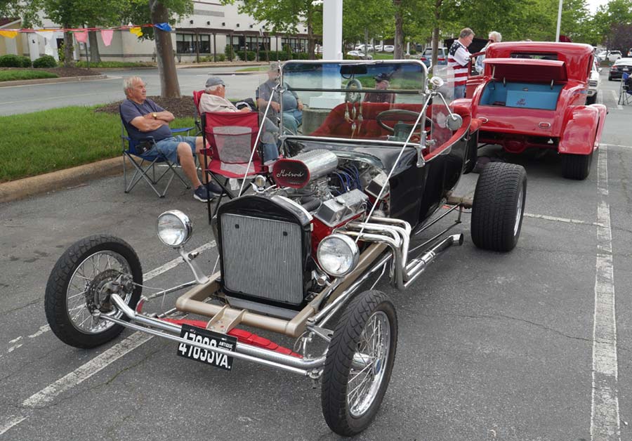 Padow's Hams and Deli Cruise May 23