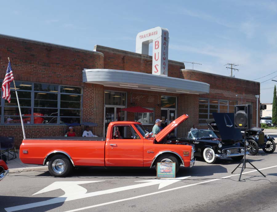 Trailway's Classic Cruise-In July 4th