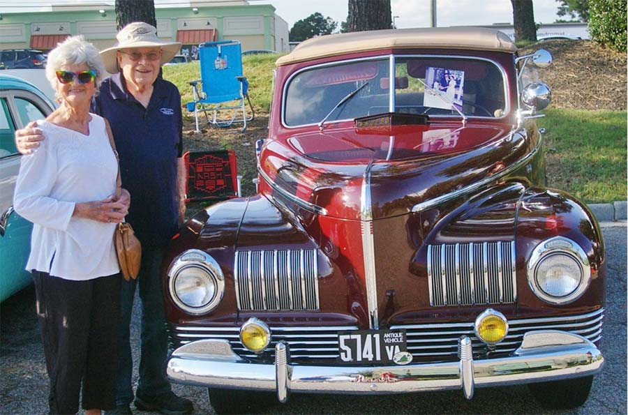September Brides (and grooms) Cruise-in at Applebees September 19